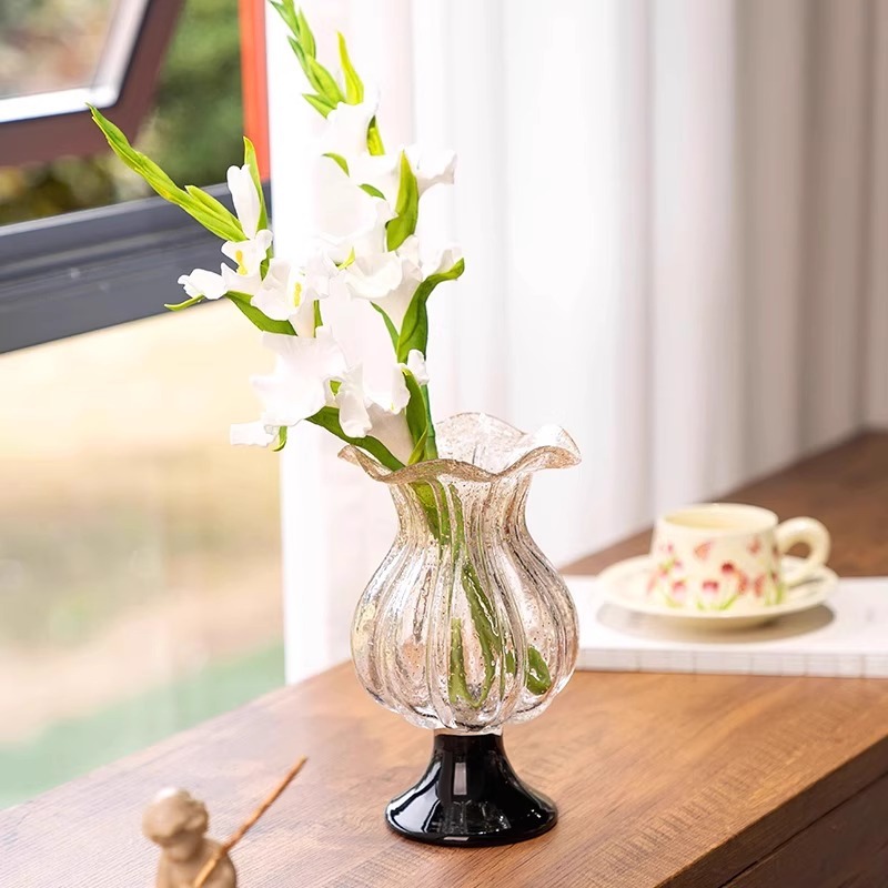 ဇိမ်ခံရွှေရောင် flecked စတိုင် - ဖန်ခွက်ပန်းအိုး