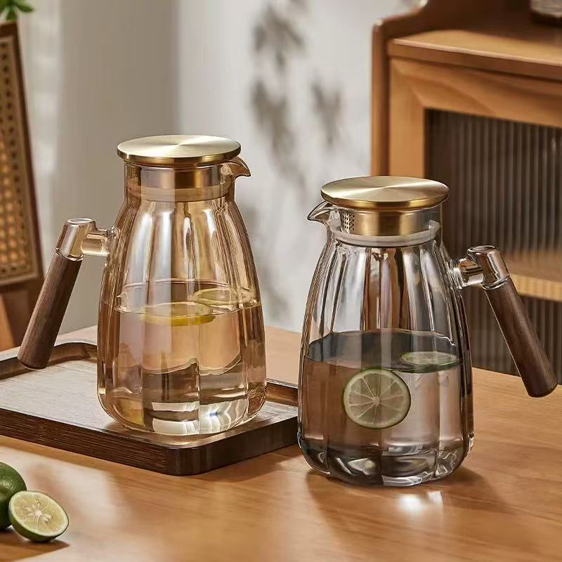 သစ်ကြားသီးလက်ကိုင် ရွှေဖရုံသီးရေဗူး